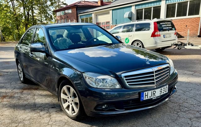 Mercedes-Benz C i Jönköping