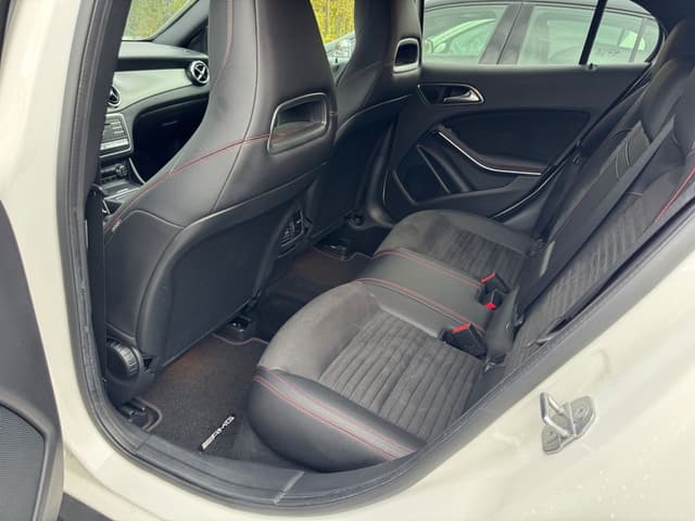 Mercedes-Benz GLA i Jönköping