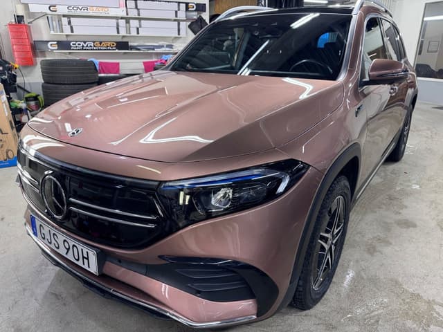 Mercedes-Benz EQB i Jönköping