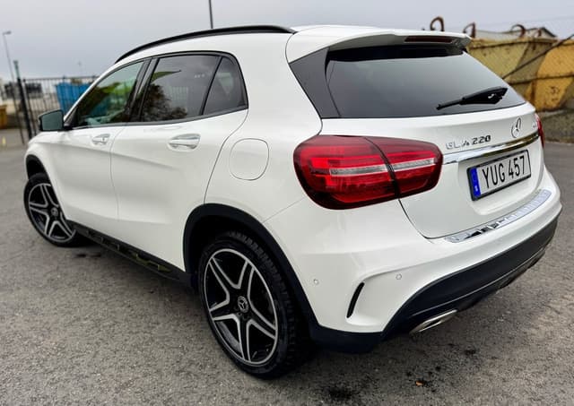 Mercedes-Benz GLA i Jönköping