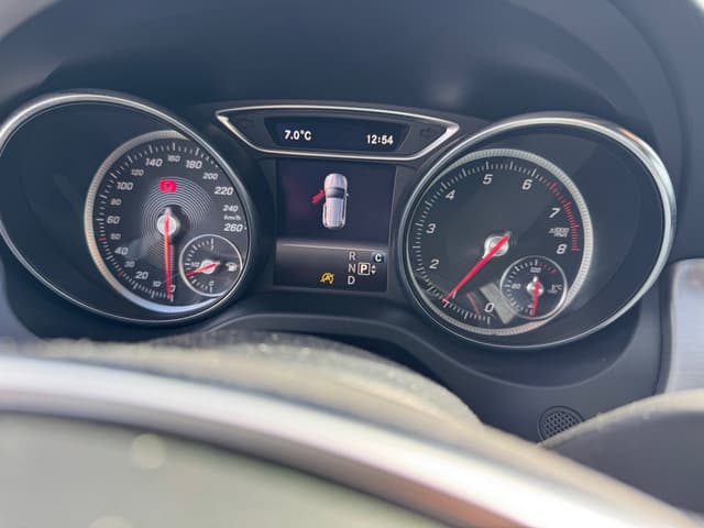 Mercedes-Benz GLA i Jönköping