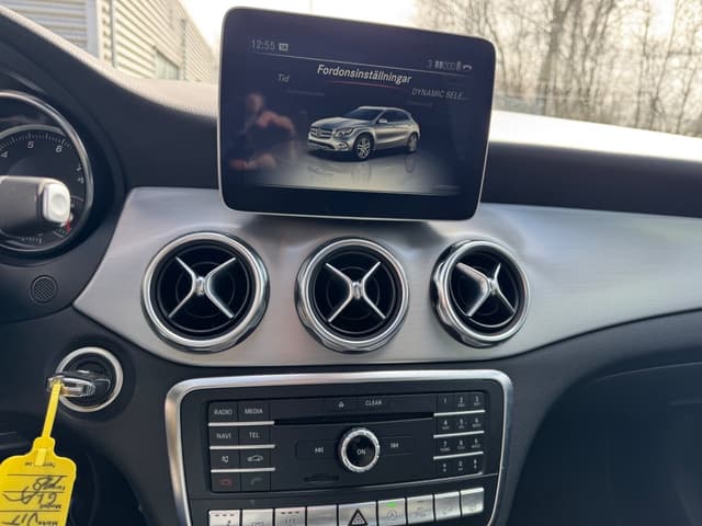 Mercedes-Benz GLA i Jönköping
